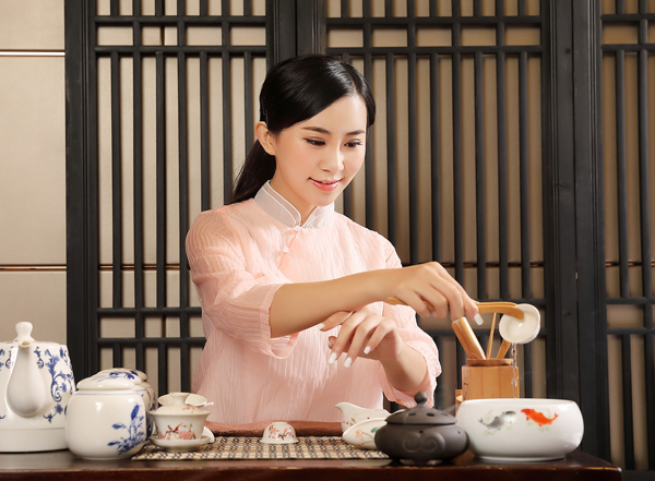 经常去嘉兴靠谱男士会馆，这家私藏已久的店推荐给你